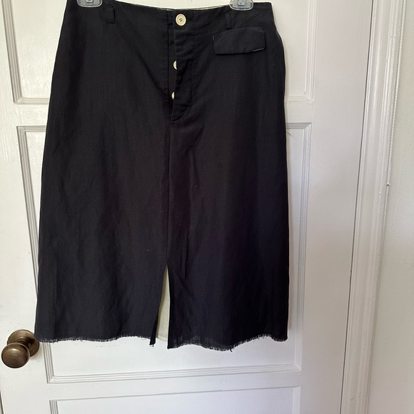COPY - HANNOH linen lined skirt; Size 38; charcoal black with cream buttons - Picture 9 of 11